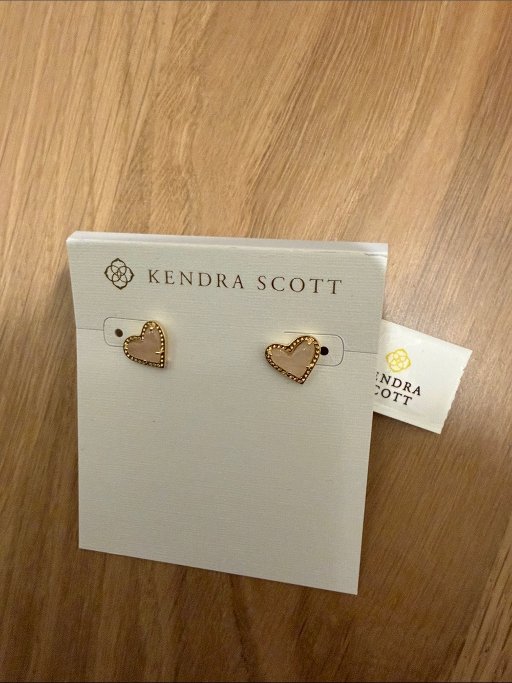 Kendra Scott Gold Heart Outline Stud Earrings - Gold
